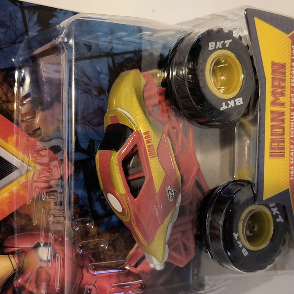B21 Monster Jam Iron Man truck - Picture 2 of 3